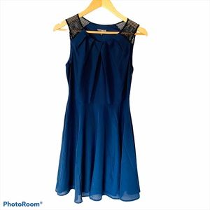 EXPRESS sleeveless dress, navy & black Sz 6